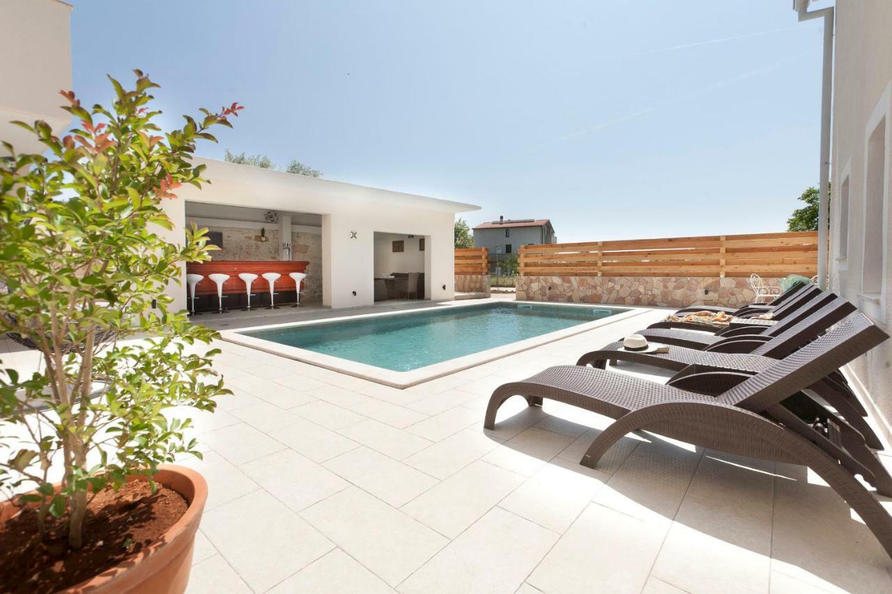 Funcic Apartments 2 App Pula Dış mekan fotoğraf